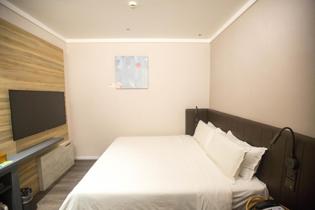 Hanting Premium Hotel Shanghai Plaza 66 Esterno foto