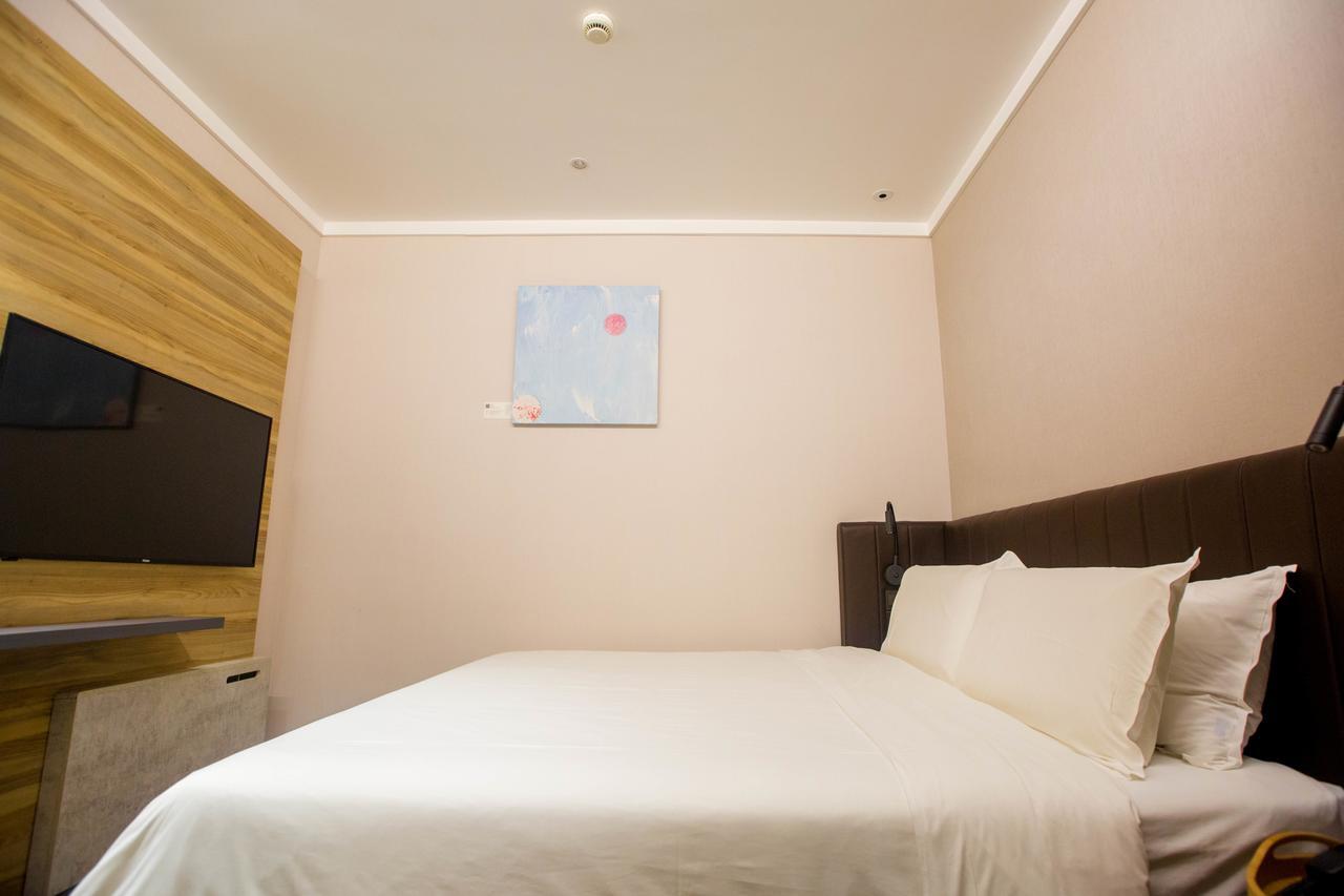 Hanting Premium Hotel Shanghai Plaza 66 Esterno foto
