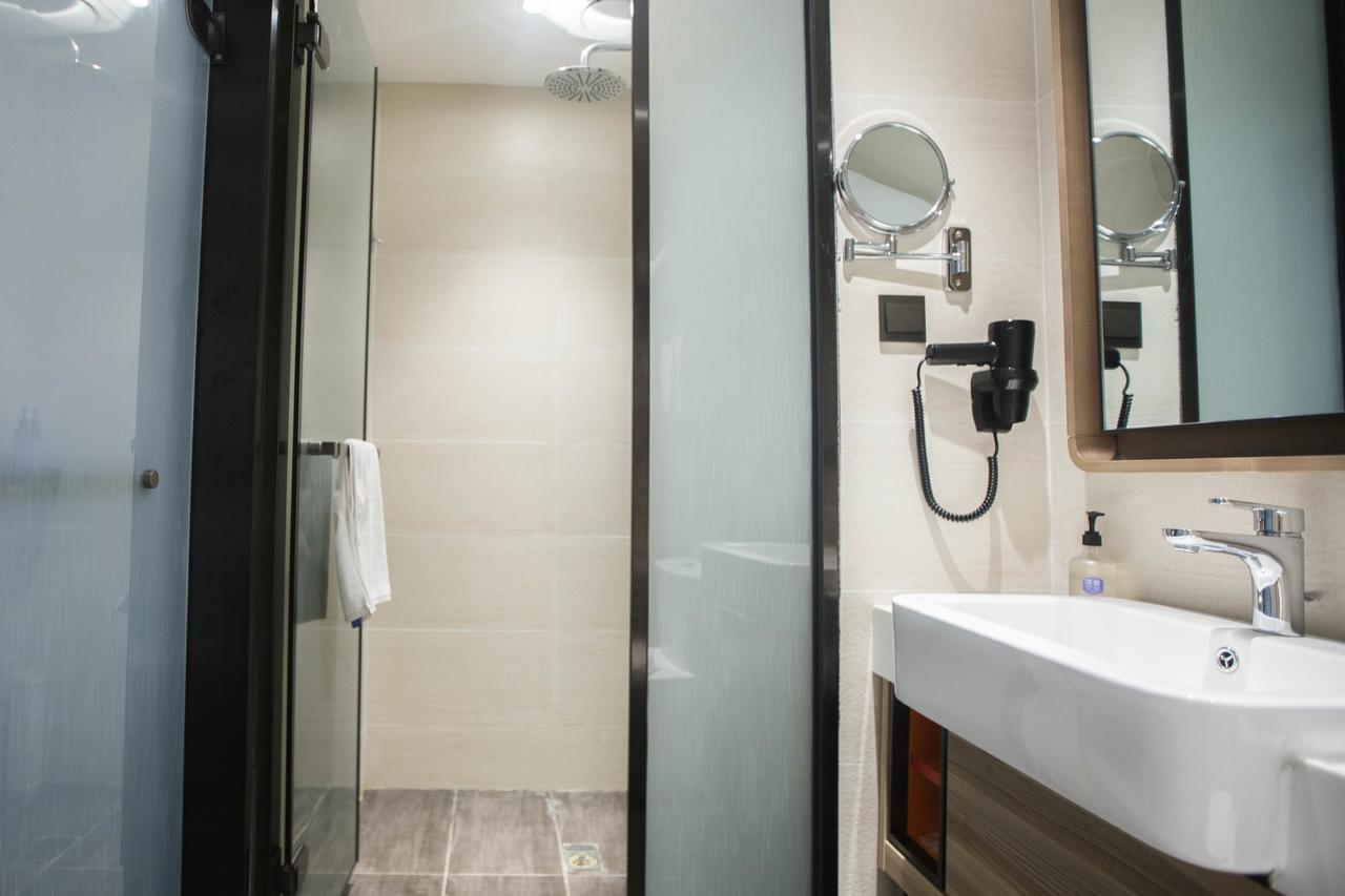 Hanting Premium Hotel Shanghai Plaza 66 Esterno foto